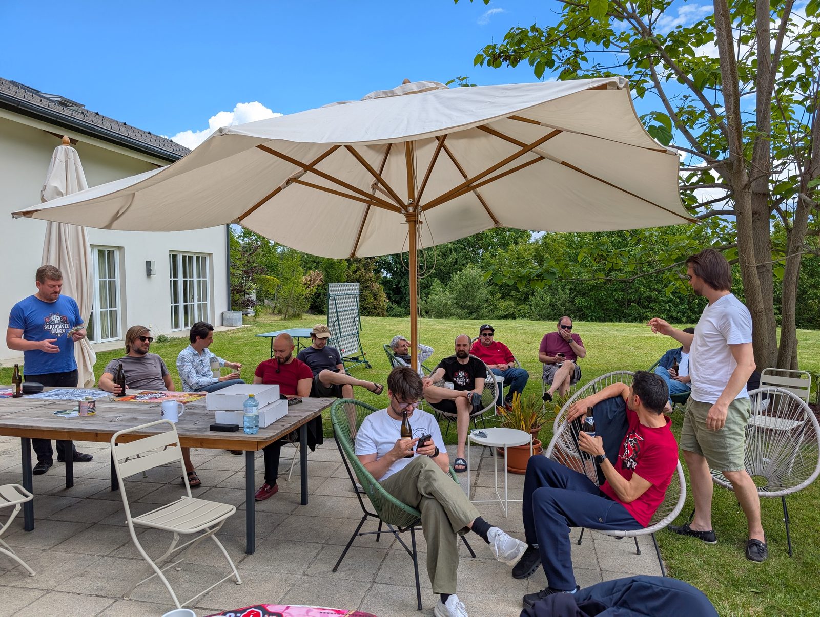 Erste Runden im Garten bei bestem Pfingstwetter