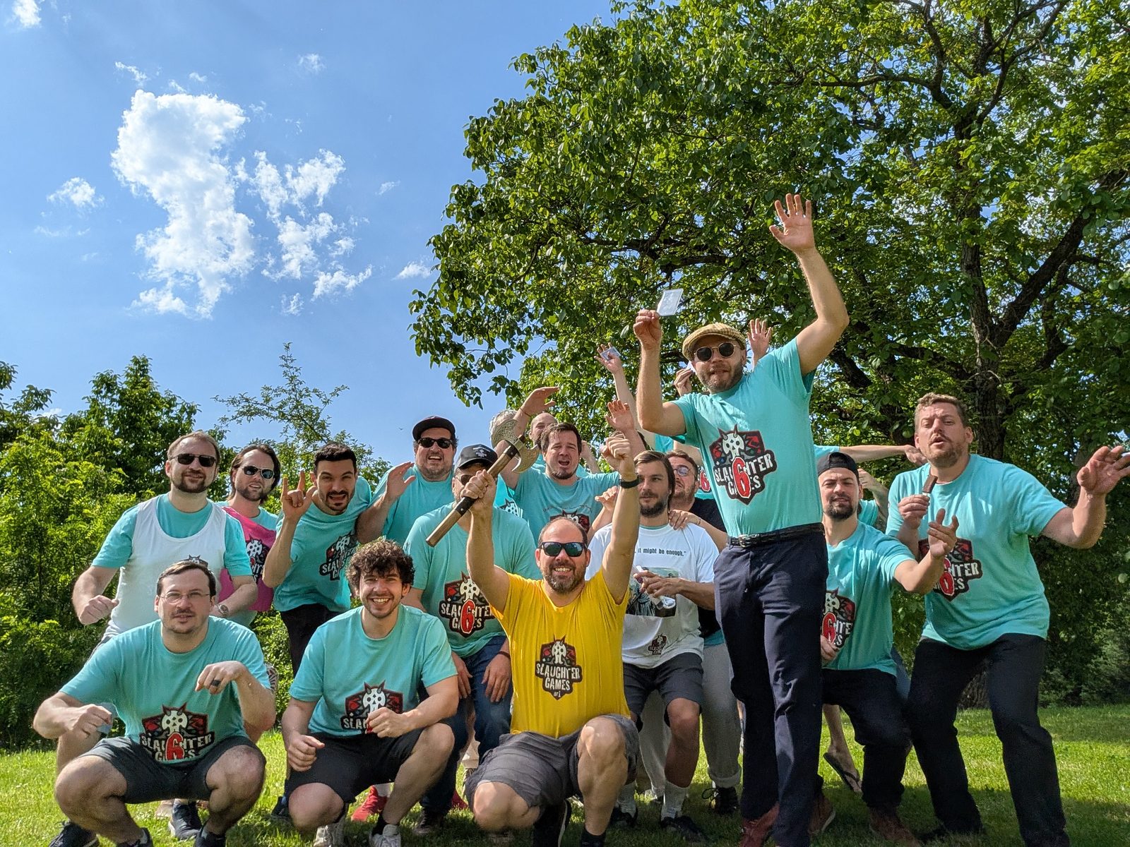 Montag, letzte Runde gespielt: der Jubel ist groß